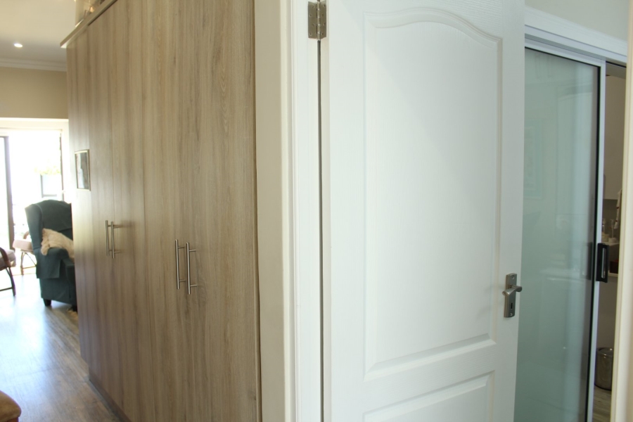 1 Bedroom Property for Sale in Zevenwacht Retirement Village Western Cape